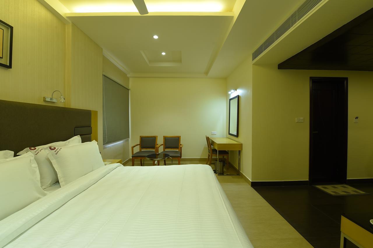 Hotel Mayas Kem Pride Tiruchirappalli Exterior foto